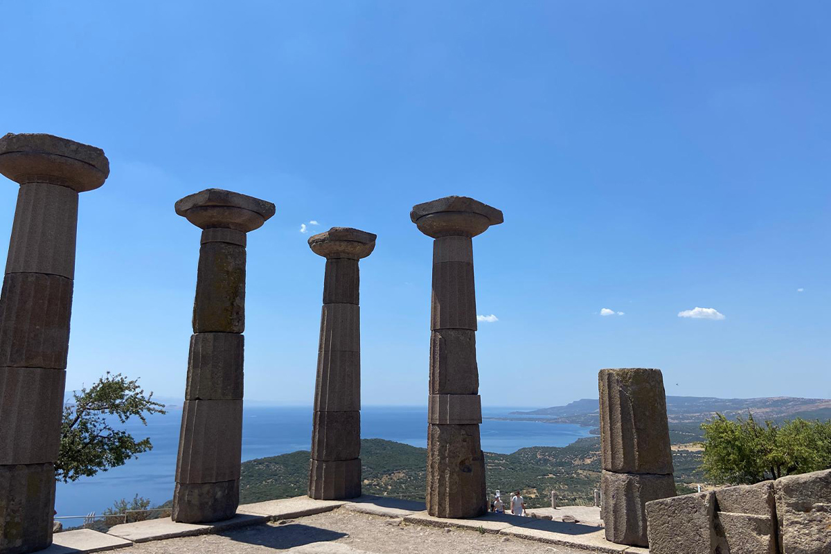 Architecture & Location